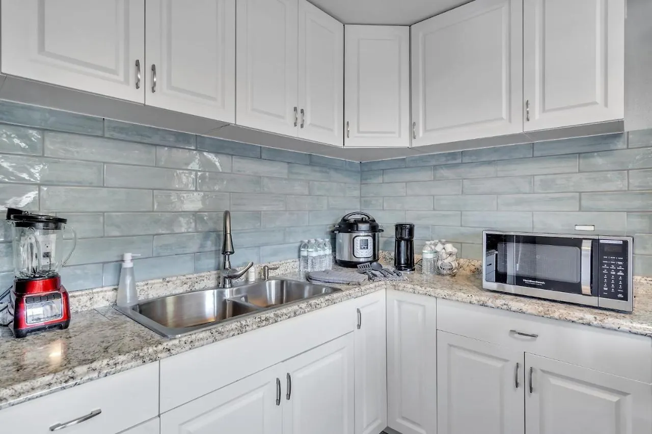 Downtown Single Family Modern Bungalow Close To Beaches And Dining Home Sarasota United States