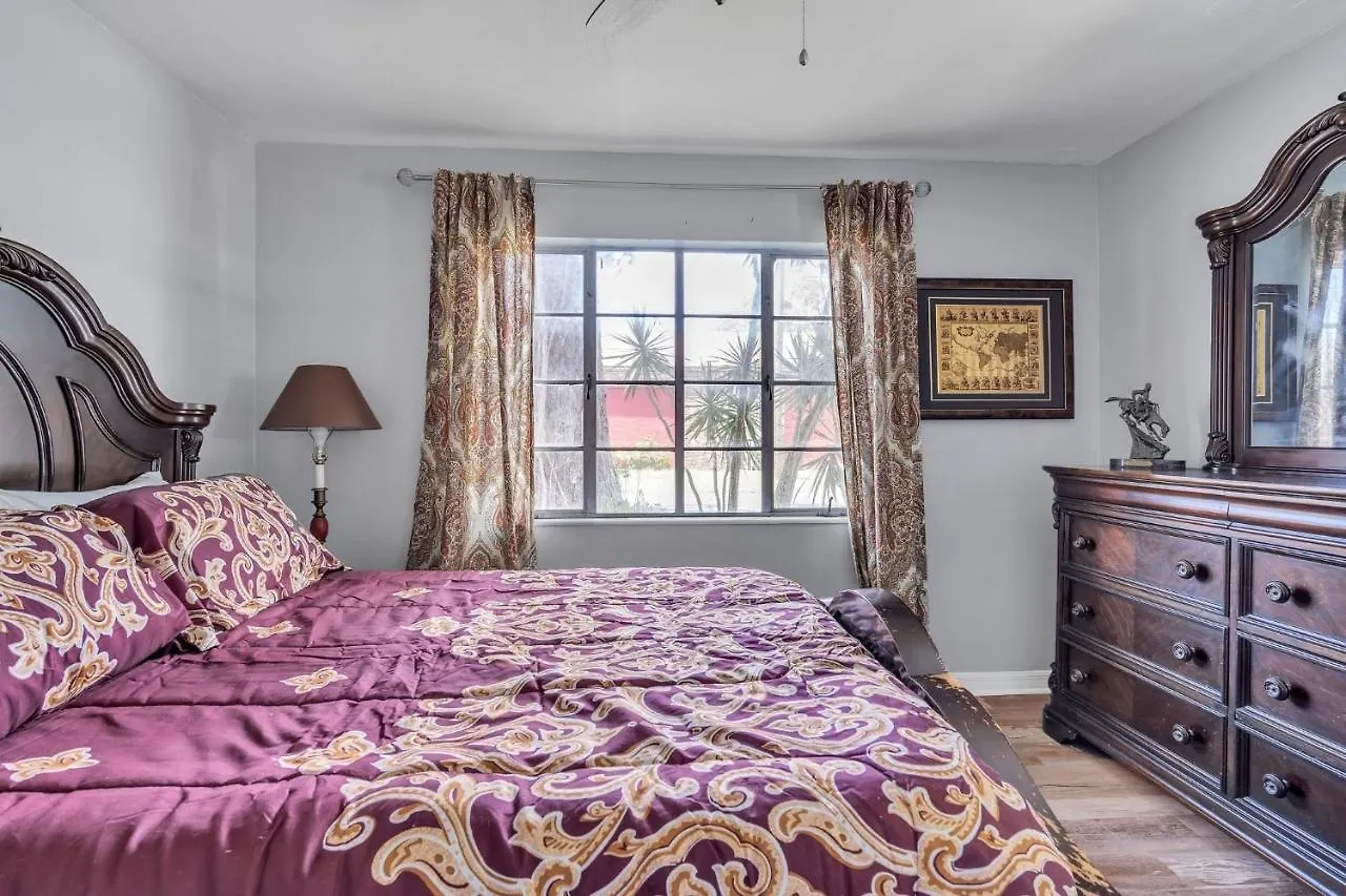 Downtown Single Family Modern Bungalow Close To Beaches And Dining Home Sarasota 0*,  United States